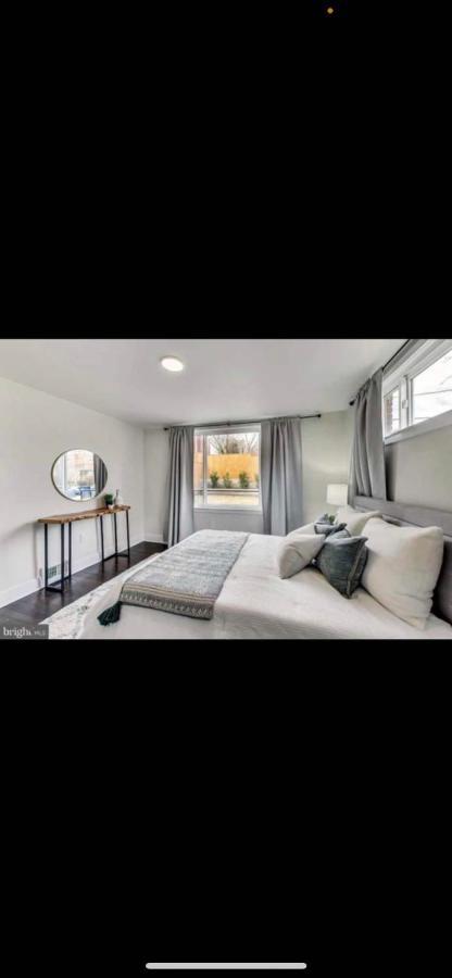 Lovely 1-Bedroom Rental Unit With Free Parking วอชิงตัน ภายนอก รูปภาพ